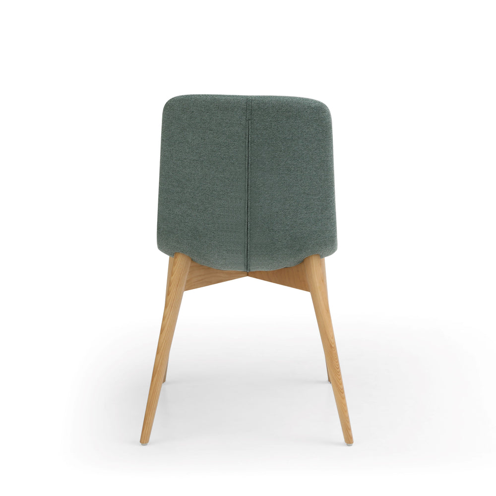 Chaise repas tissu vert pied en frêne naturel Katy
