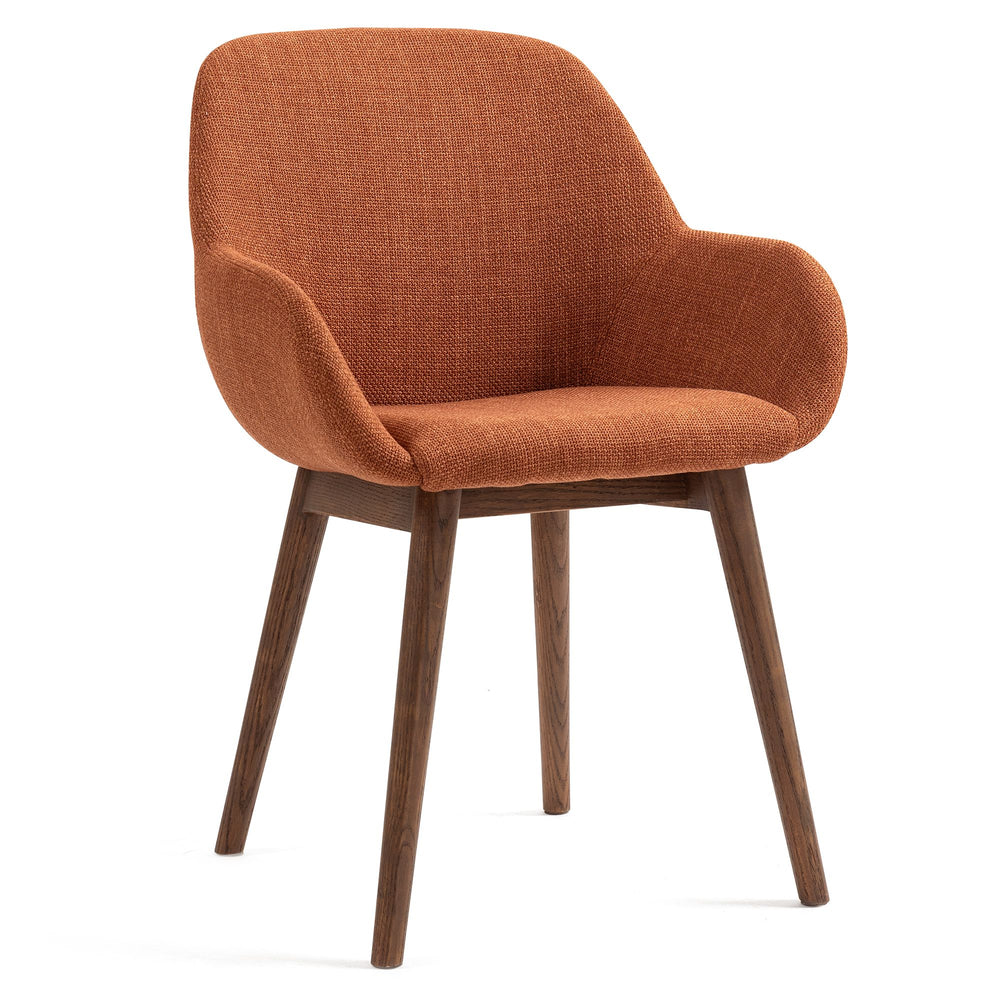 Chaise repas accoudoirs tissu caramel pied chêne foncé MALVA