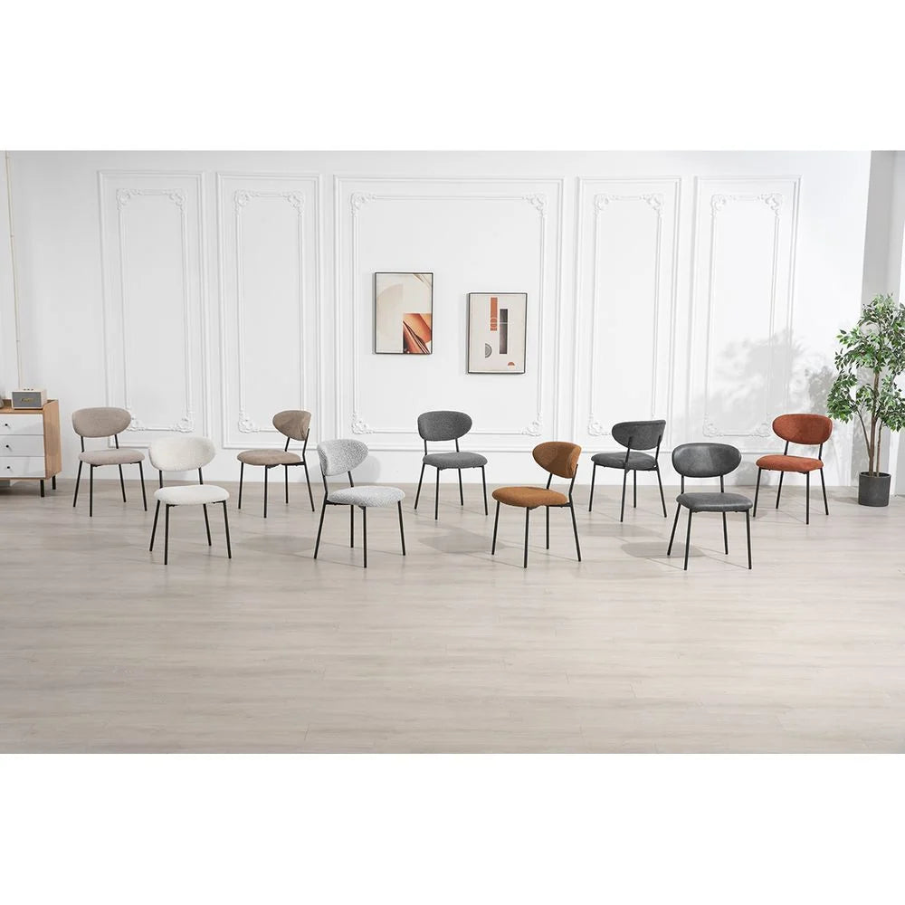 Chaise repas en tissu beige
