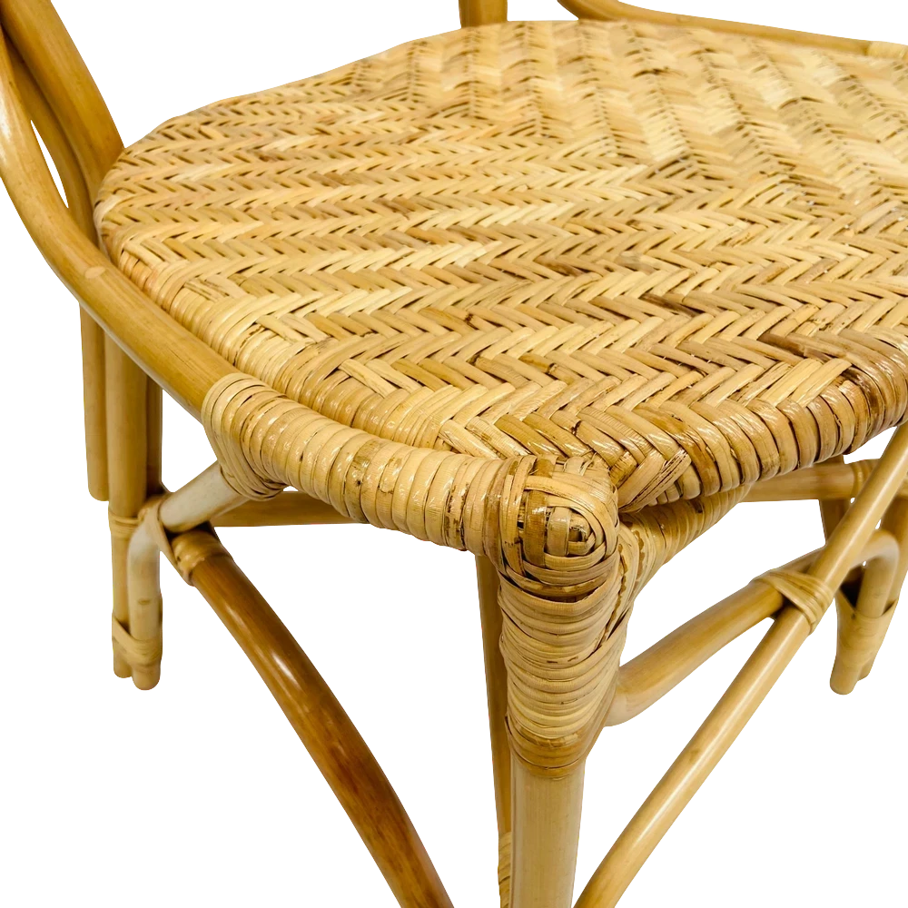 Chaise repas ZAGO STORE en rotin naturel avec assise tressée artisanale au style bohème