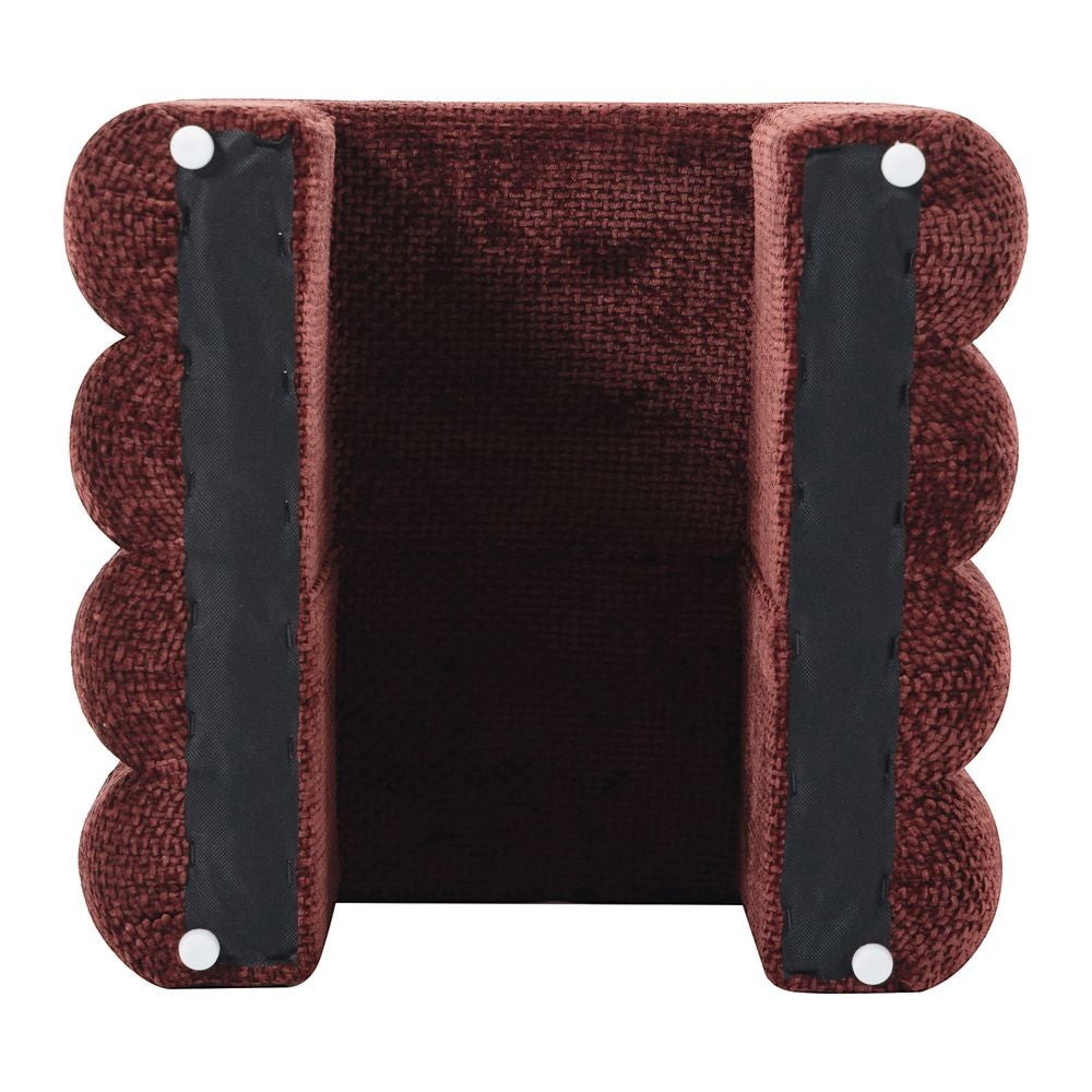 Vue de dessous du pouf ZAGO STORE en tissu chenillé bordeaux avec structure robuste et pieds de protection